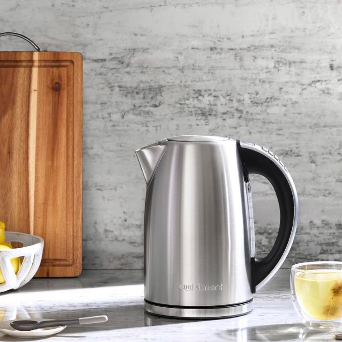 Cuisinart STAINLESS STEEL KETTLE (1,7L-3000W) | CPK17E